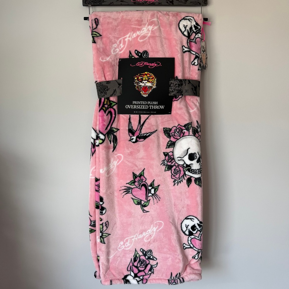 New Ed Hardy Pink Throw Blanket 60x70 Roses Skull Gothic Heart Y2K Bird Cute